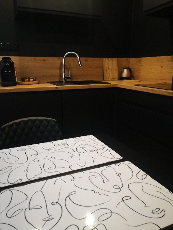 Studio Moderne, Place Parking Prive, Emplacement Ideal A 100 M Du Lac. 阿讷西 外观 照片