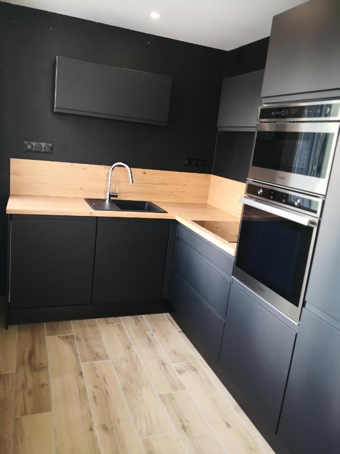 Studio Moderne, Place Parking Prive, Emplacement Ideal A 100 M Du Lac. 阿讷西 外观 照片