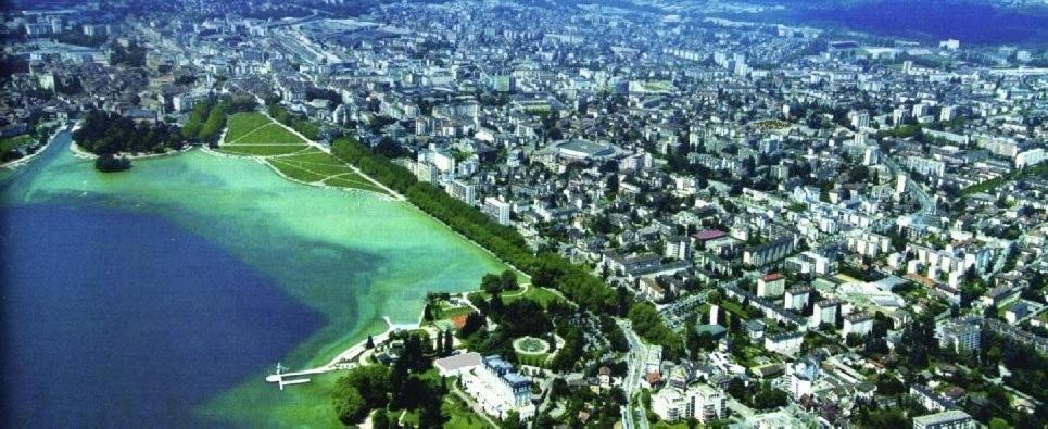 Studio Moderne, Place Parking Prive, Emplacement Ideal A 100 M Du Lac. 阿讷西 外观 照片