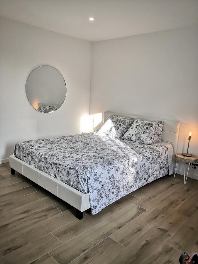 Studio Moderne, Place Parking Prive, Emplacement Ideal A 100 M Du Lac. 阿讷西 外观 照片